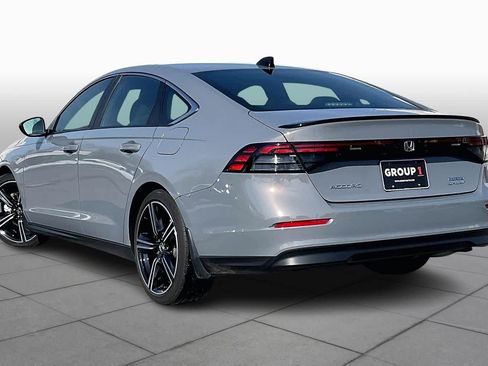 Used 2024 Honda Accord Sport image 12