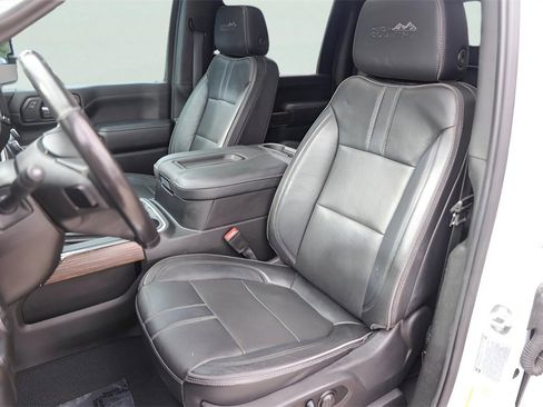 Used 2022 Chevrolet Silverado 3500 High Country w/ Z71 Off-Road Package image 10