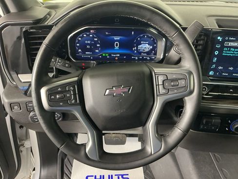 Used 2024 Chevrolet Silverado 1500 RST AWD/4WD image 15