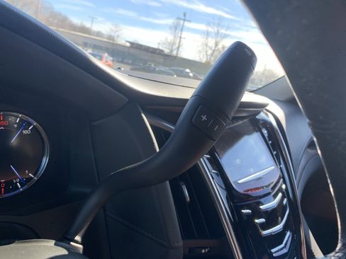 Used 2019 Cadillac Escalade ESV Luxury image 26