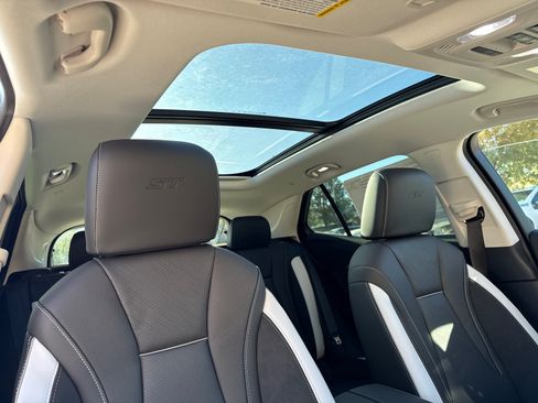 Used 2026 Buick Envision Sport Touring AWD/4WD image 18