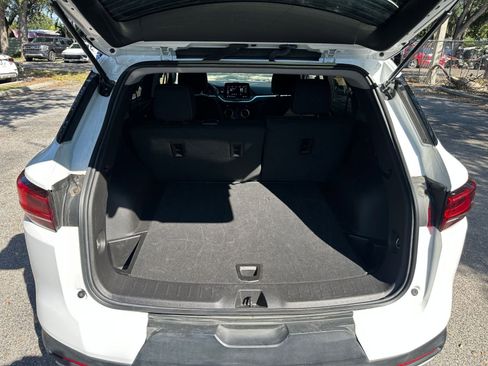 Used 2025 Chevrolet Blazer LT image 24