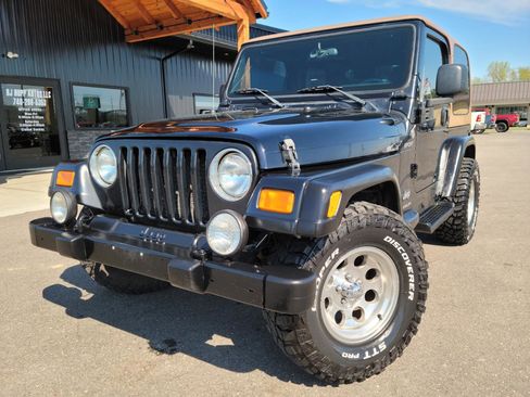 Used 2005 Jeep Wrangler Sport image 1