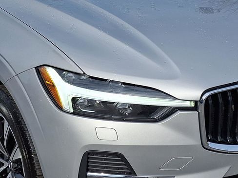 Certified 2023 Volvo XC60 B5 Core w/ Climate Package image 9