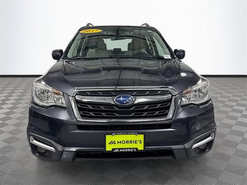 Used 2017 Subaru Forester 2.5i Premium image 2