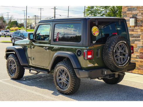Used 2024 Jeep Wrangler Sport image 5