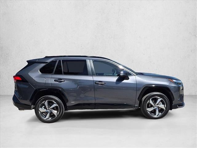 Used 2025 Toyota RAV4 SE AWD/4WD image 4
