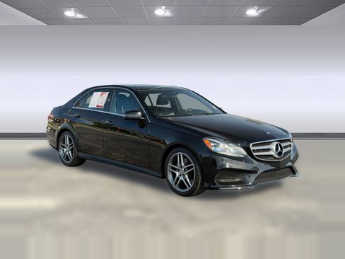 Used 2016 Mercedes-Benz E 350 4MATIC Sedan image 7