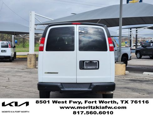 Used 2023 Chevrolet Express 3500 LS RWD image 6