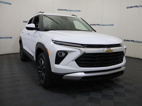 New 2026 Chevrolet TrailBlazer LT image 3