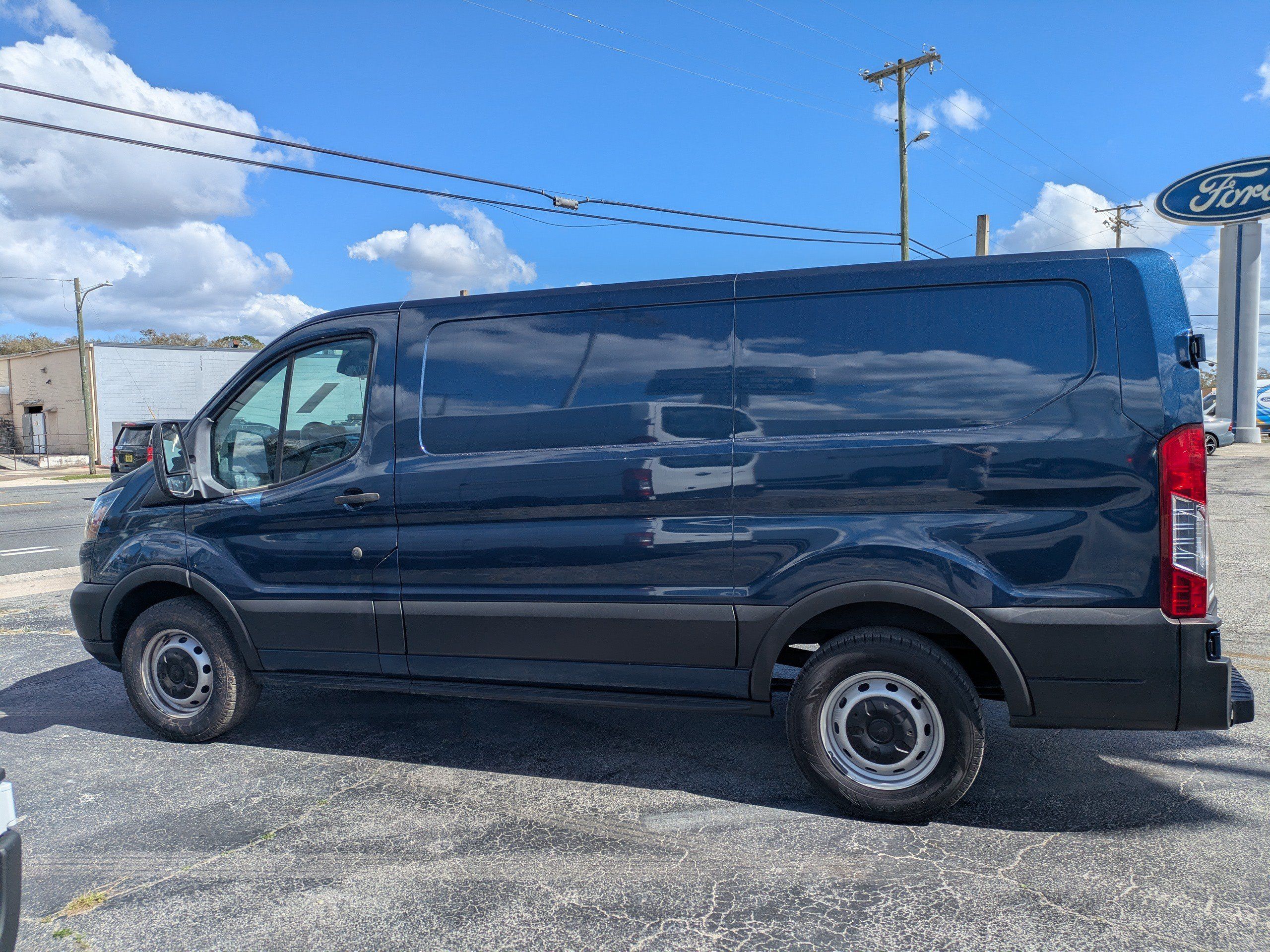 Used 2019 Ford Transit 150 130 Low Roof w/ Interior Upgrade Package RWD image 6