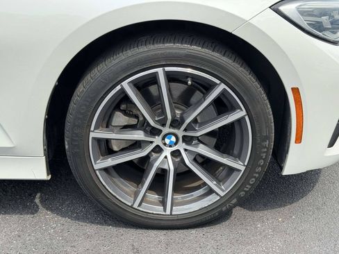 Used 2020 BMW 330i xDrive Sedan w/ Premium Package AWD/4WD image 28