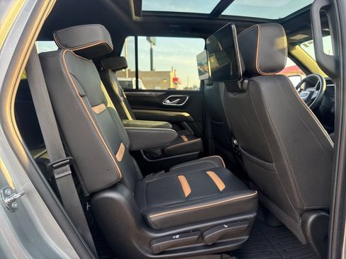 Used 2024 GMC Yukon AT4 w/ Technology Package AWD/4WD image 14