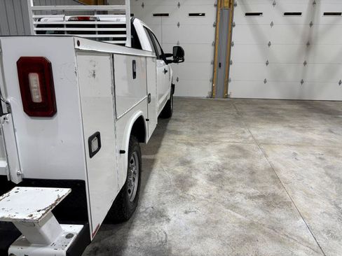 Used 2020 Ford F250 XL w/ Power Equipment Group image 10