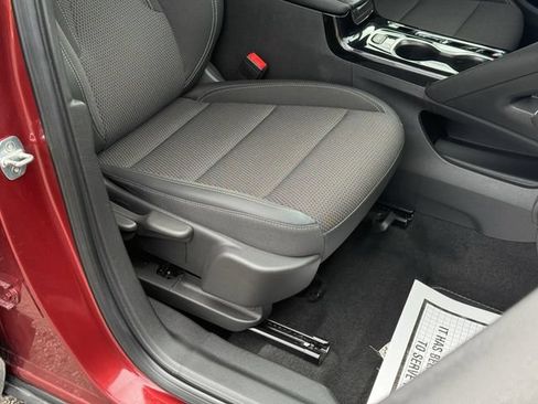 Used 2023 Buick Envision Preferred FWD image 17