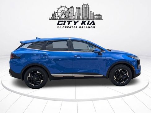 New 2026 Kia Sportage EX FWD image 8