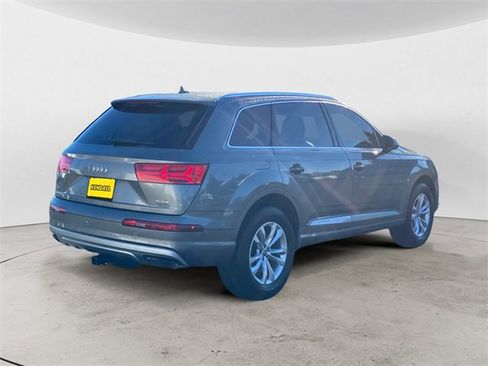 Used 2017 Audi Q7 3.0T Premium image 6