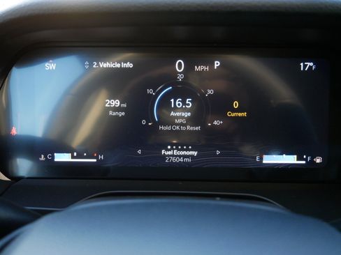 Used 2023 Jeep Grand Cherokee L Limited image 21