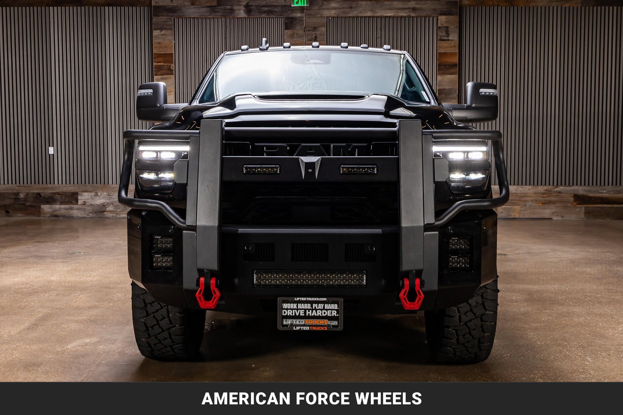 Used 2025 RAM 3500 Limited AWD/4WD image 5