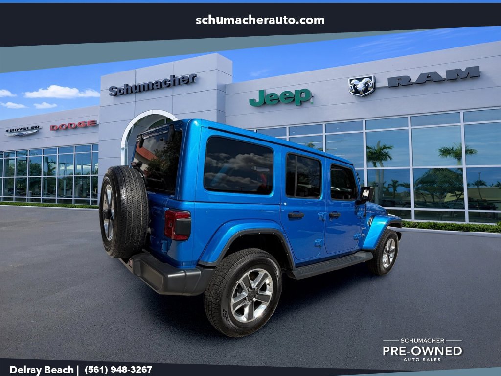 Used 2022 Jeep Wrangler Unlimited Sahara w/ LED Lighting Group AWD/4WD image 7
