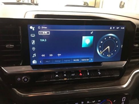 Used 2024 Chevrolet Silverado 1500 LT Trail Boss w/ LPO, Dark Essentials Package image 15