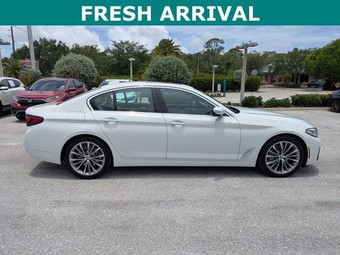 Used 2023 BMW 530i xDrive w/ Premium Package AWD/4WD image 4