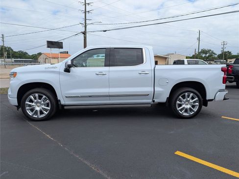 New 2026 Chevrolet Silverado 1500 High Country AWD/4WD image 7