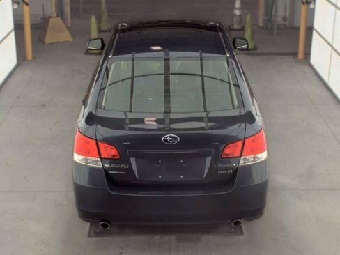 Used 2010 Subaru Legacy 3.6R Limited AWD/4WD image 5