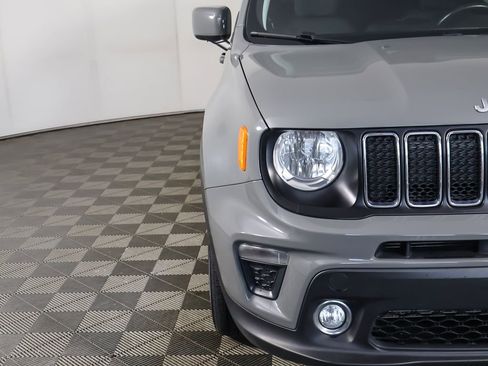 Used 2021 Jeep Renegade Latitude w/ Convenience Group FWD image 12