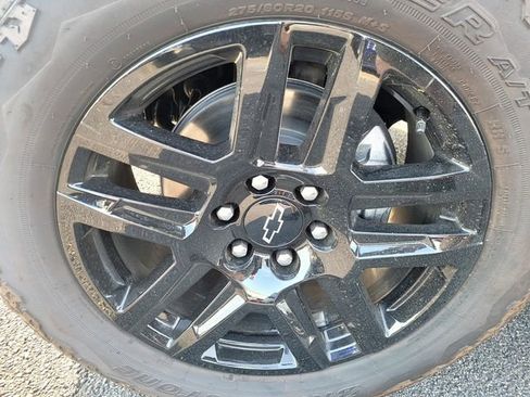 Used 2025 Chevrolet Silverado 1500 Custom w/ Turbomax Blackout Package image 13