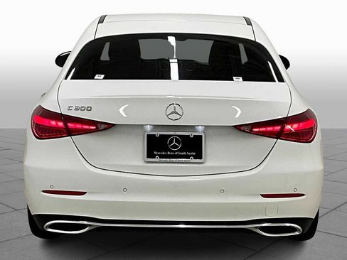 Used 2025 Mercedes-Benz C 300 Sedan image 4