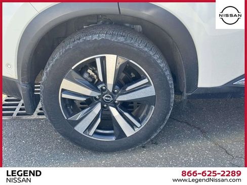 Certified 2023 Nissan Rogue SL w/ SL Premium Package image 9