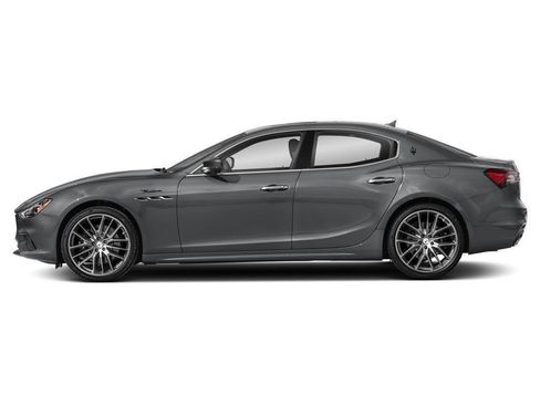 Used 2023 Maserati Ghibli Modena RWD image 3