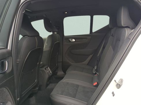 New 2024 Volvo XC40 Recharge Ultimate w/ Protection Package Premier image 10