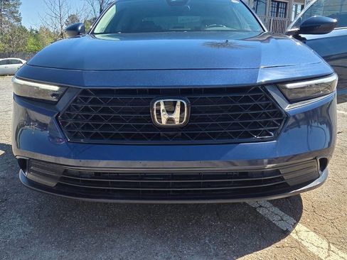 Used 2024 Honda Accord EX image 9