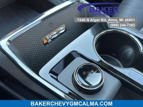 New 2026 Chevrolet Equinox RS w/ Convenience Package III AWD/4WD image 24