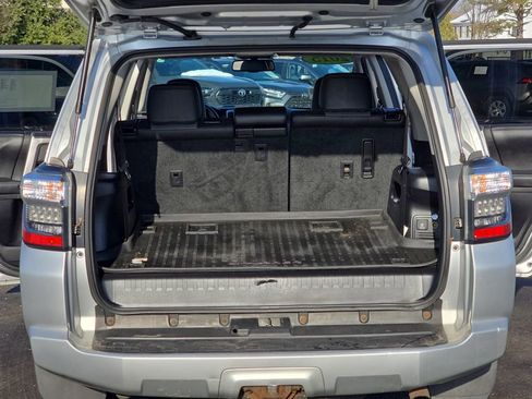 Used 2015 Toyota 4Runner SR5 Premium image 13