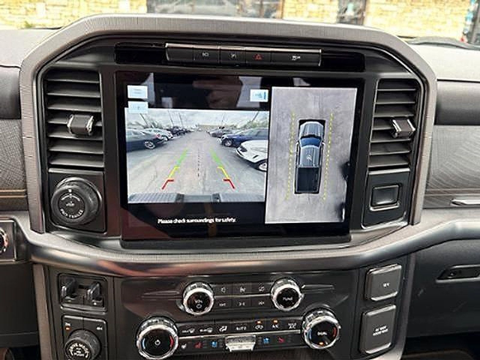 Used 2022 Ford F150 Platinum w/ Equipment Group 701A High AWD/4WD image 18
