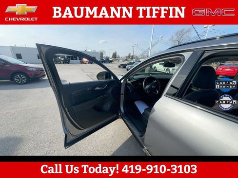 Used 2022 Buick Envision Essence w/ Sport Touring Package FWD image 5