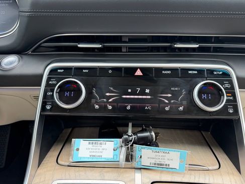 Used 2023 Genesis GV80 2.5T w/ Advanced Package AWD/4WD image 22