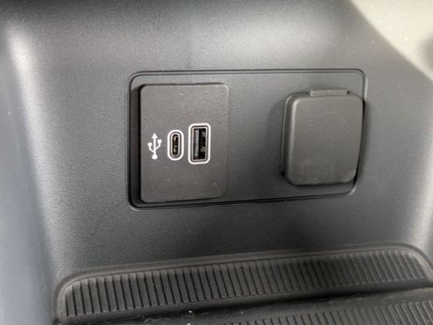 New 2026 Ford Explorer Active RWD image 28