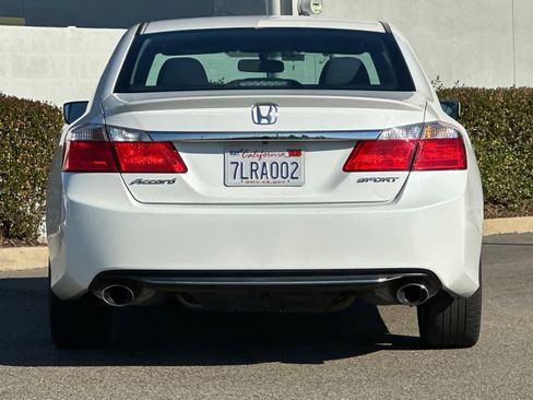 Used 2015 Honda Accord Sport image 8