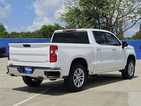 Used 2025 Chevrolet Silverado 1500 LTZ AWD/4WD image 8