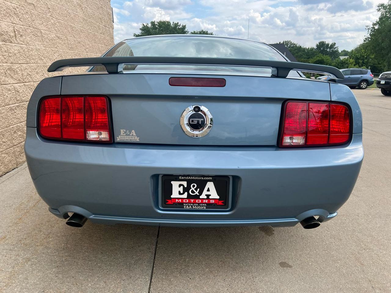 Used 2005 Ford Mustang GT Premium RWD image 4