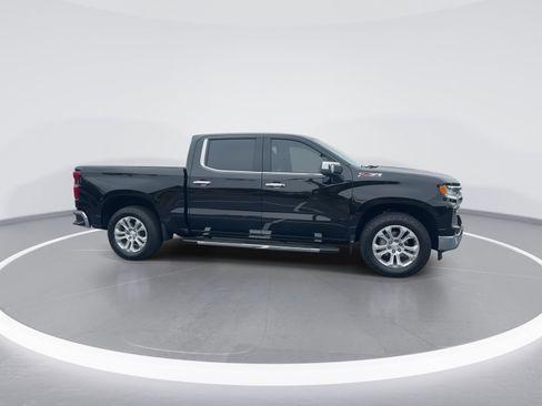 Used 2024 Chevrolet Silverado 1500 LTZ AWD/4WD image 10