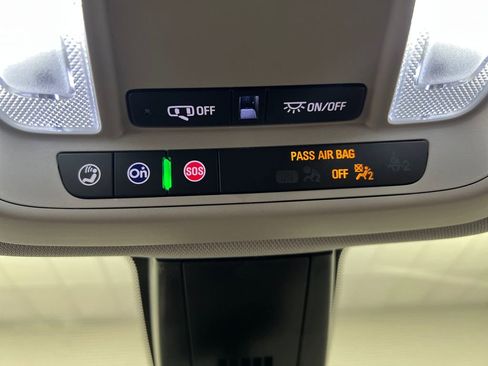 Used 2025 Chevrolet Blazer LT FWD image 58