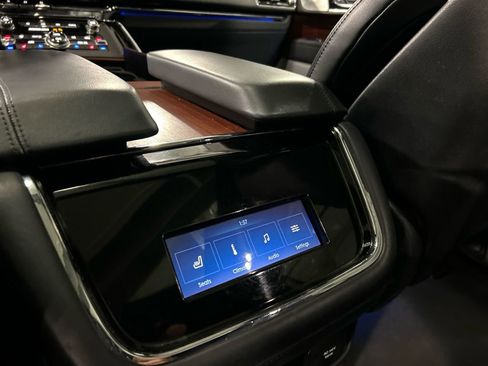 Used 2023 Lincoln Navigator Reserve AWD/4WD image 28