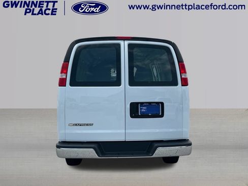 Used 2024 Chevrolet Express 2500 w/ Driver Convenience Package RWD image 6