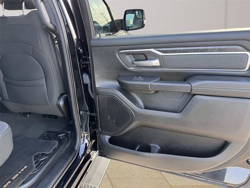 Used 2019 RAM 1500 Big Horn image 29