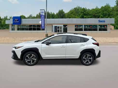 Used 2024 Subaru Crosstrek 2.0i Premium AWD/4WD image 9